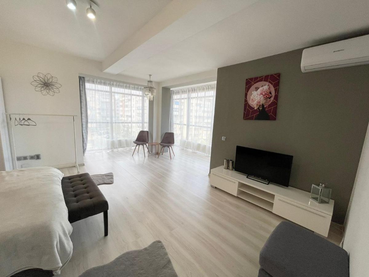 Panoramic Studio Apartment Cluj-Napoca Exterior photo