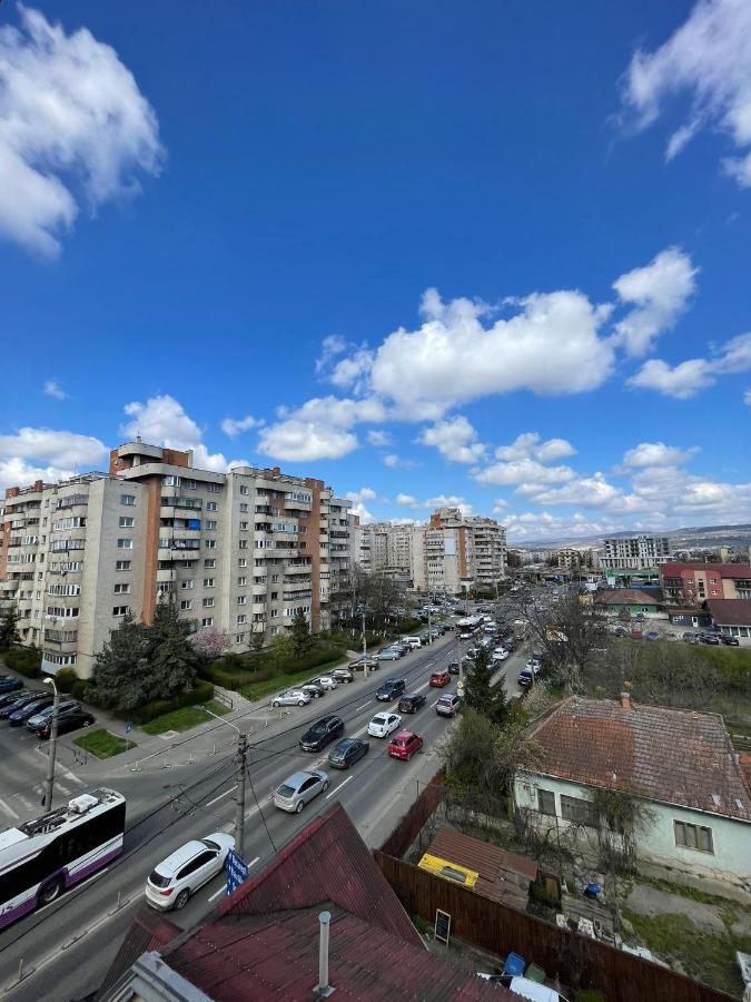 Panoramic Studio Apartment Cluj-Napoca Exterior photo